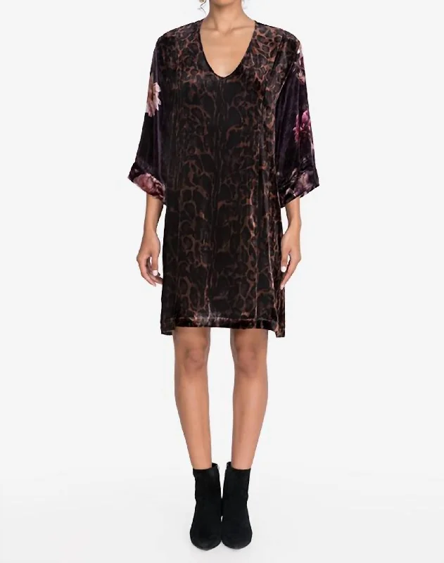 Latest fashion trends for modern women   Kimono Dress In Multi A